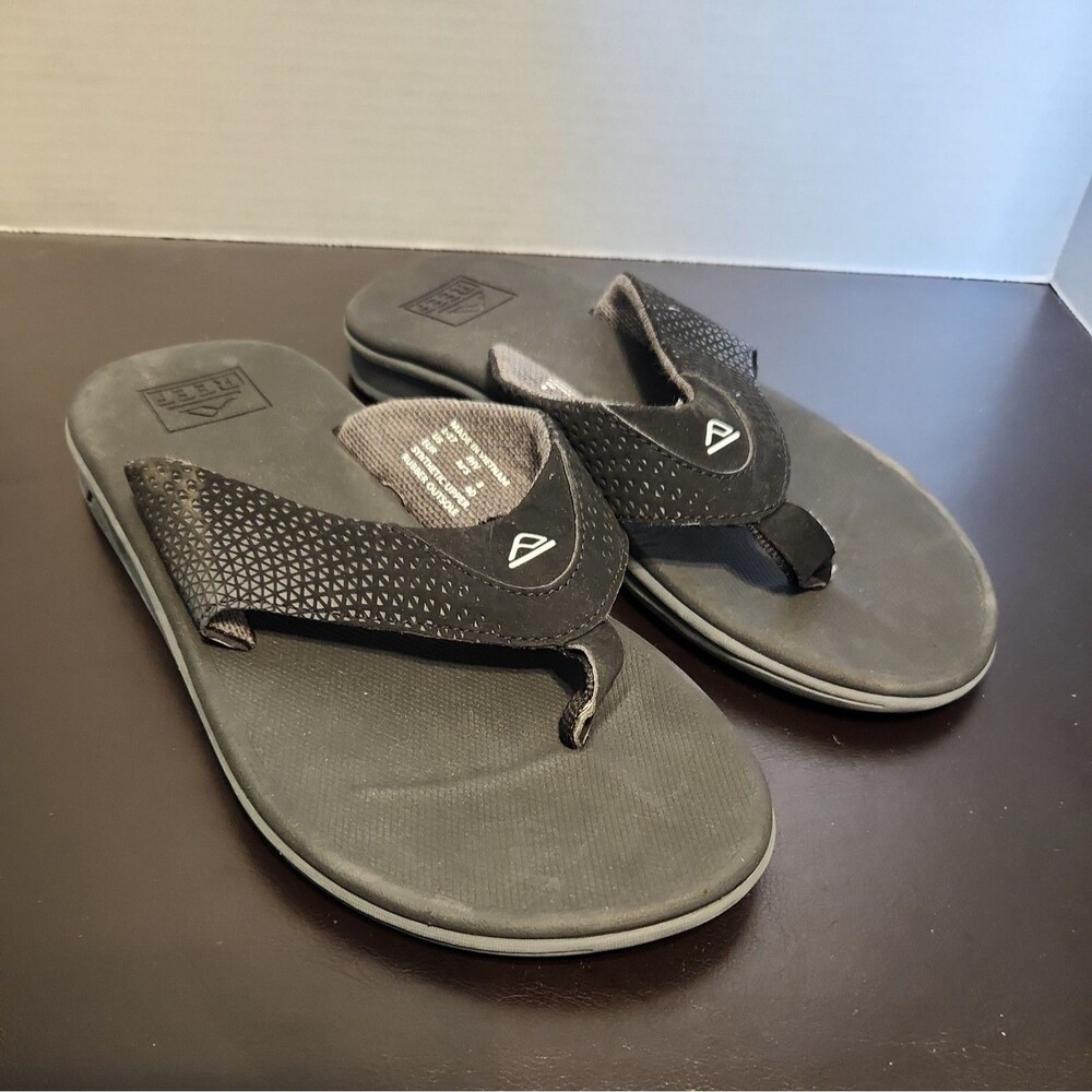 Reef Men's Sz 8 Rover Flip Flops  Black